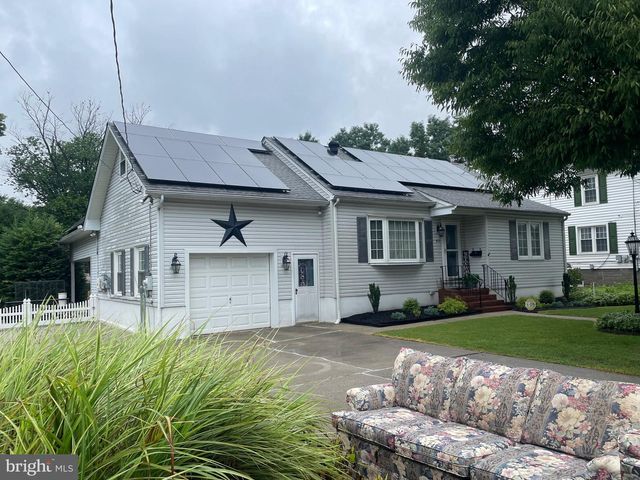 63 SPARKS AVE, Pennsville, NJ 08070