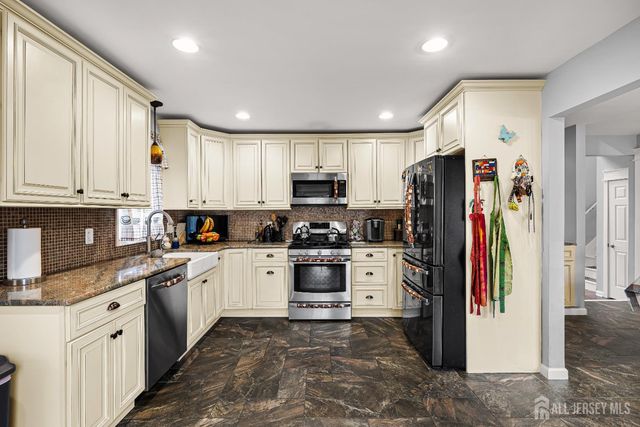 234 Arkansas Avenue, Toms River, NJ 08753