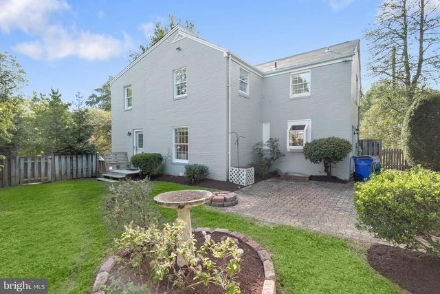 8901 MELWOOD RD, Bethesda, MD 20817