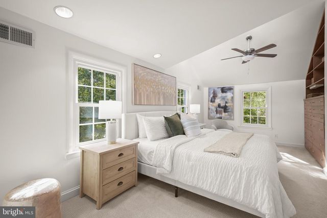 8901 MELWOOD RD, Bethesda, MD 20817