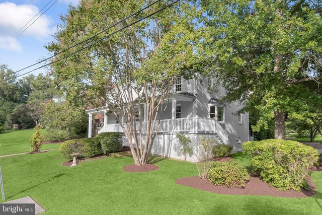 8901 MELWOOD RD, Bethesda, MD 20817