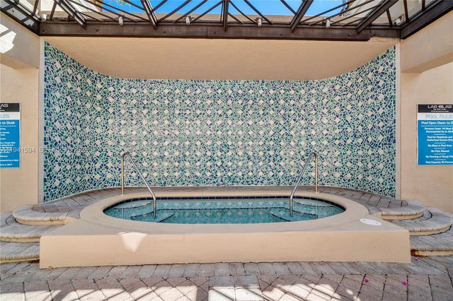 520 SE 5th Ave 2512, Fort Lauderdale, FL 33301