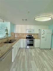 520 SE 5th Ave 2512, Fort Lauderdale, FL 33301