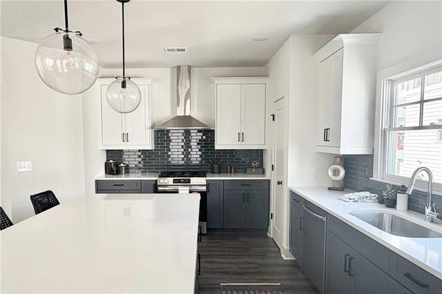 3308 Stillwood Lane, Hapeville, GA 30354