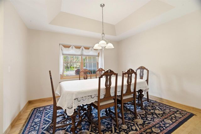 W6148 LONG COURT, Appleton, WI 54914