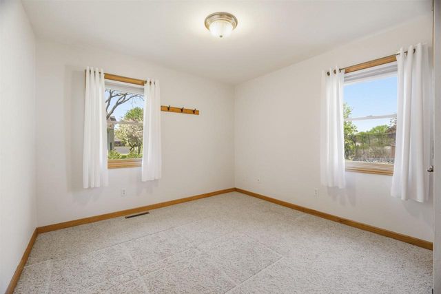W6148 LONG COURT, Appleton, WI 54914