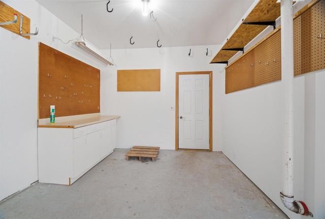 W6148 LONG COURT, Appleton, WI 54914