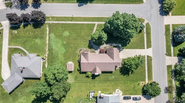 10 Spicer Creek, Grand Island, NY 14072