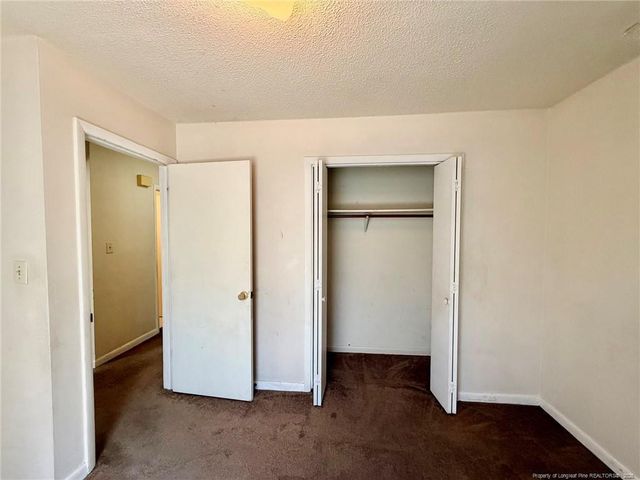 1572 Graystone Road, Fayetteville, NC 28311