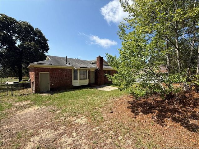 1572 Graystone Road, Fayetteville, NC 28311