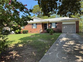 1572 Graystone Road, Fayetteville, NC 28311