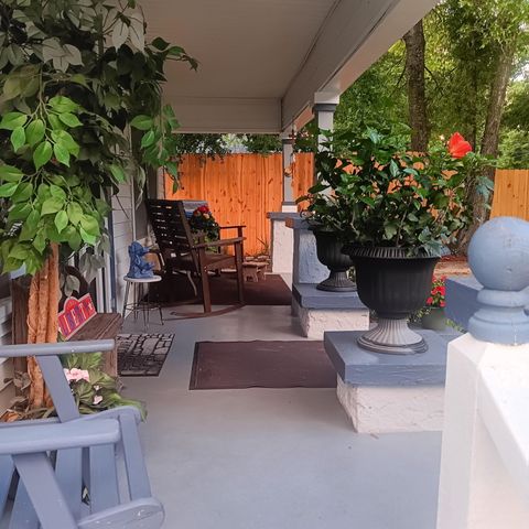 72 Park Avenue, Defuniak Springs, FL 32435