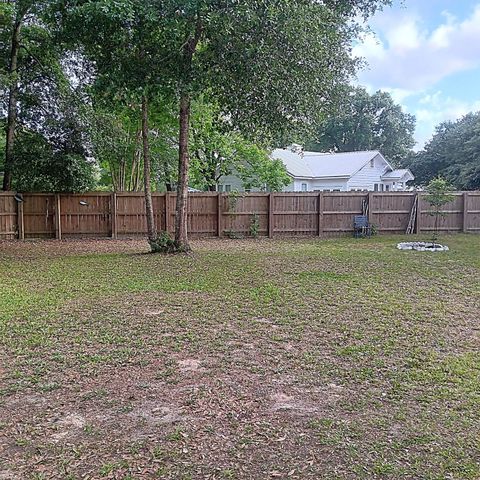 72 Park Avenue, Defuniak Springs, FL 32435