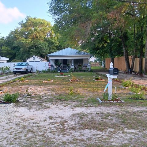 72 Park Avenue, Defuniak Springs, FL 32435