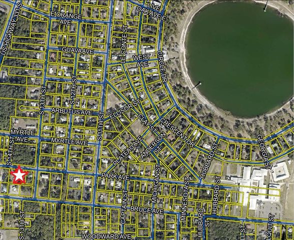 72 Park Avenue, Defuniak Springs, FL 32435