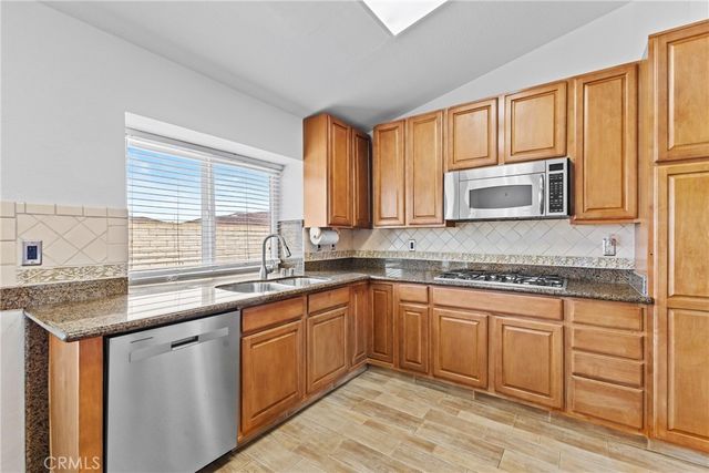 27126 RIO VISTA Drive, Menifee, CA 92586