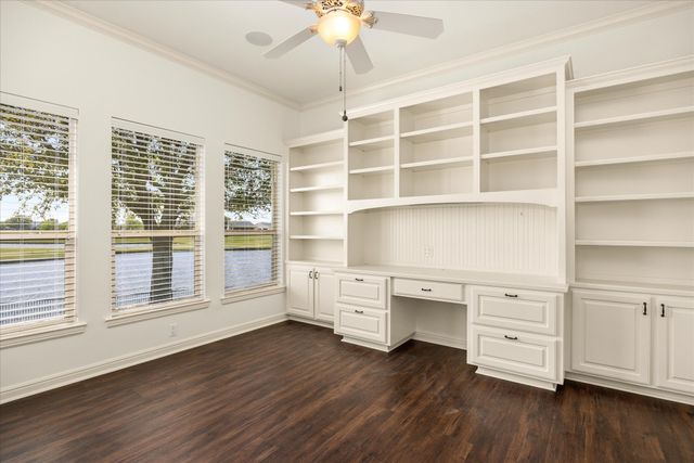 1213 Prestwick Court, Granbury, TX 76048