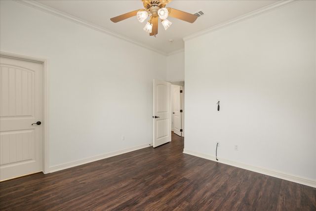 1213 Prestwick Court, Granbury, TX 76048