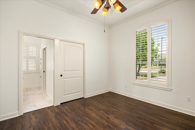 1213 Prestwick Court, Granbury, TX 76048