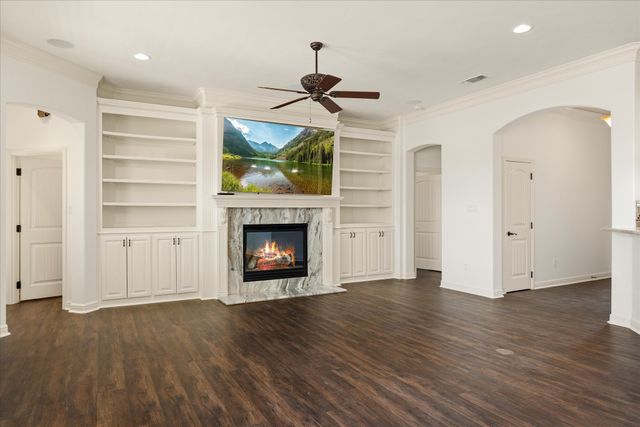 1213 Prestwick Court, Granbury, TX 76048