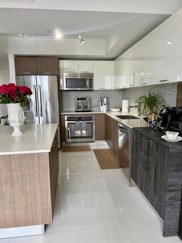 5252 NW 85th Ave 1404, Doral, FL 33166