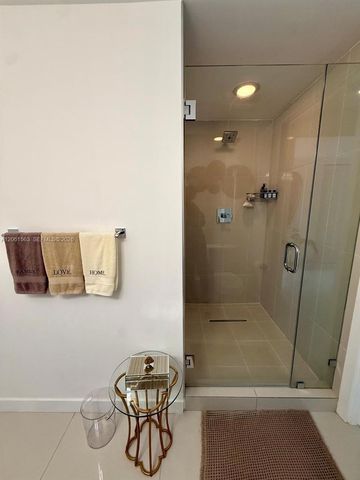 5252 NW 85th Ave 1404, Doral, FL 33166