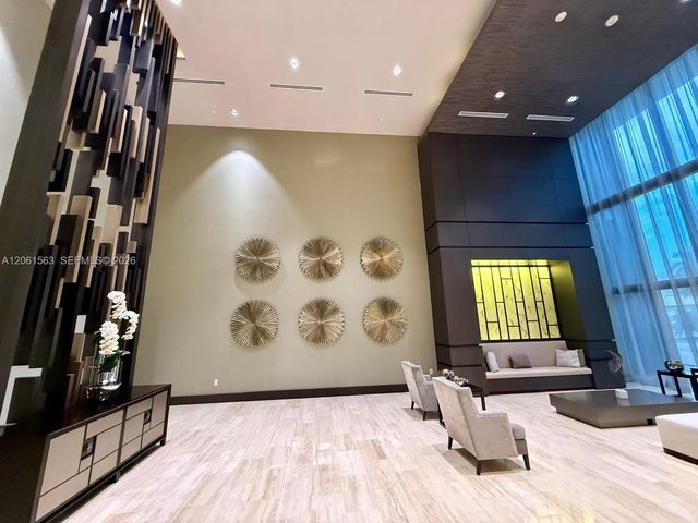 5252 NW 85th Ave 1404, Doral, FL 33166