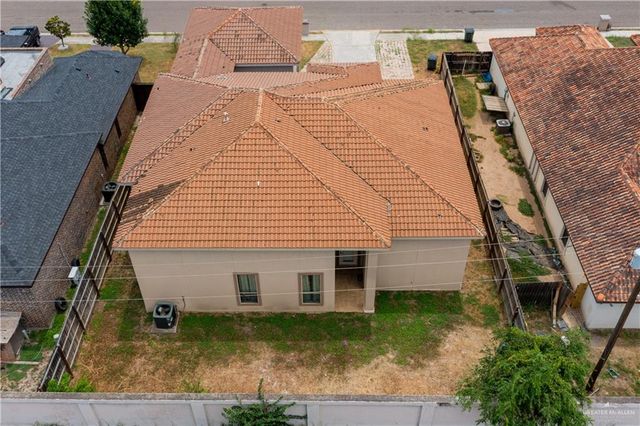 2215 Grapefruit Avenue, Mission, TX 78572