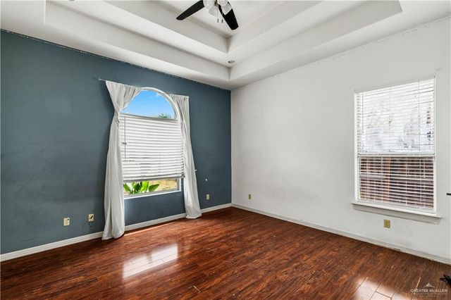 2215 Grapefruit Avenue, Mission, TX 78572