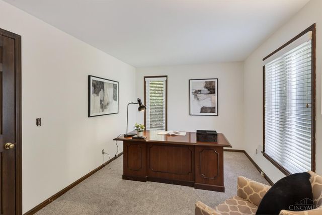 7745 Ivygate Lane, Montgomery, OH 45242