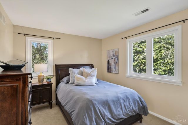 7745 Ivygate Lane, Montgomery, OH 45242