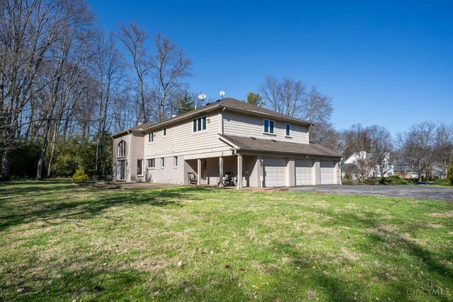 7745 Ivygate Lane, Montgomery, OH 45242