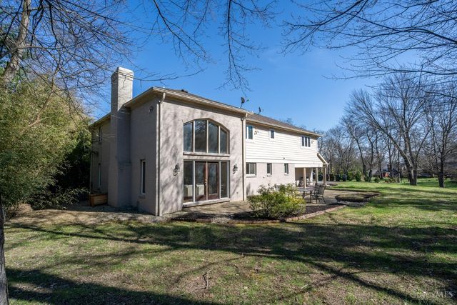 7745 Ivygate Lane, Montgomery, OH 45242