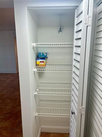 5769 GARDENS DRIVE, Sarasota, FL 34243
