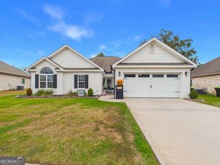 422 Madison Place Parkway, Byron, GA 31008