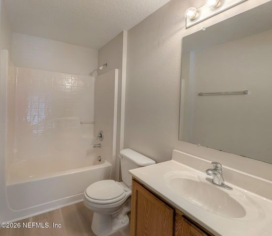 10499 AUTUMN TRACE Road, Jacksonville, FL 32257