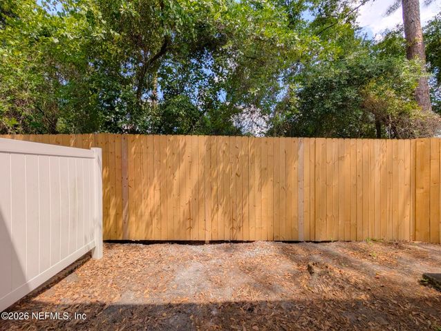 10499 AUTUMN TRACE Road, Jacksonville, FL 32257