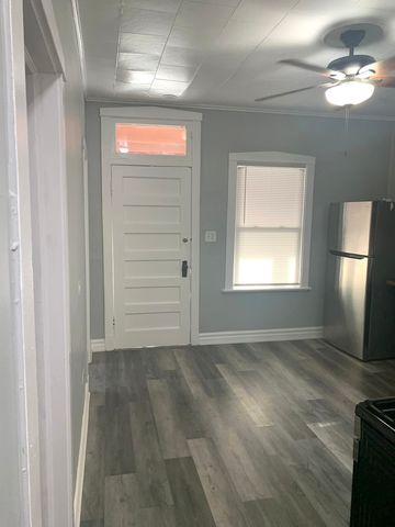 3013 N Hamlin Avenue 2, Chicago, IL 60618