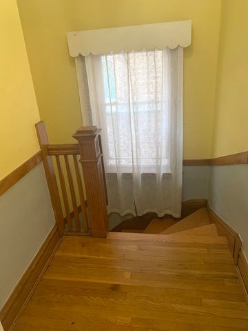 3013 N Hamlin Avenue 2, Chicago, IL 60618