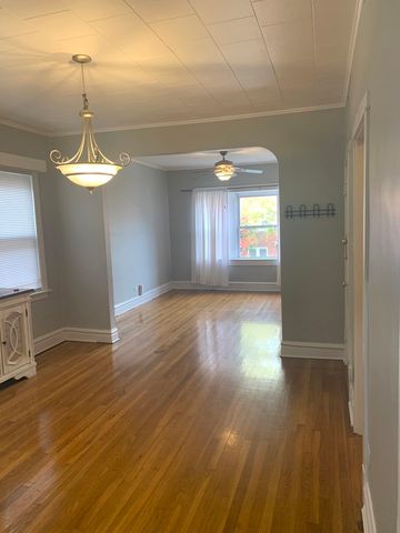 3013 N Hamlin Avenue 2, Chicago, IL 60618