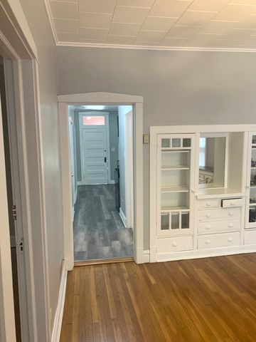 3013 N Hamlin Avenue 2, Chicago, IL 60618