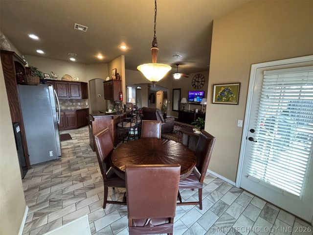 3309 E Hudson Street, Broken Arrow, OK 74014