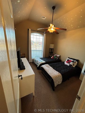 3309 E Hudson Street, Broken Arrow, OK 74014