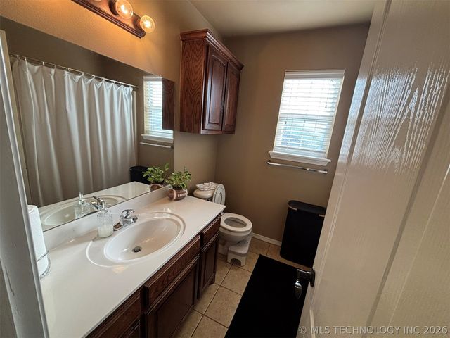 3309 E Hudson Street, Broken Arrow, OK 74014