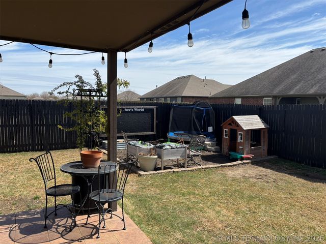 3309 E Hudson Street, Broken Arrow, OK 74014