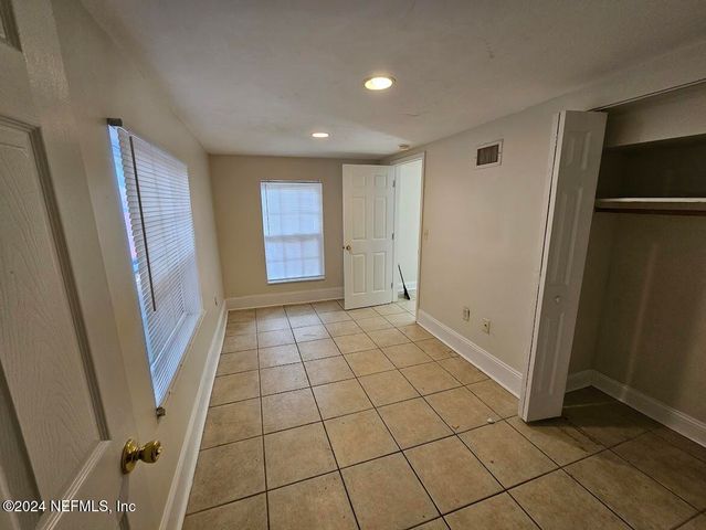 925 PHILLIPS Street 2, Jacksonville, FL 32207
