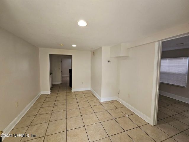 925 PHILLIPS Street 2, Jacksonville, FL 32207