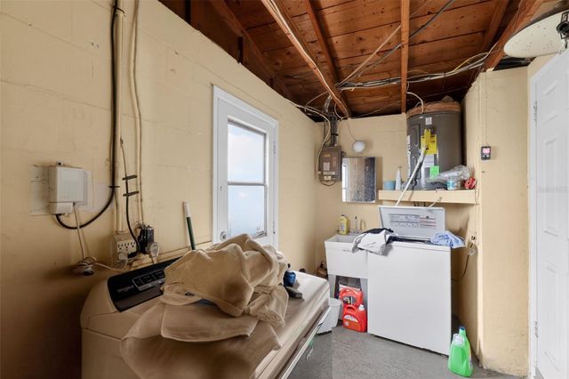 3650 PENSDALE DRIVE, New Port Richey, FL 34652