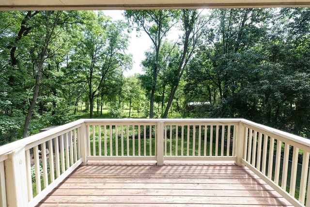 5742 Wood Duck Circle, Shorewood, MN 55331