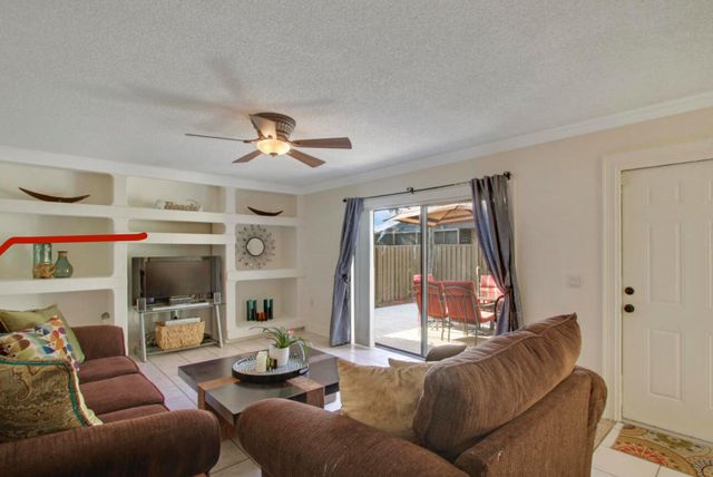 1909 19th Court 33a, Jupiter, FL 33477